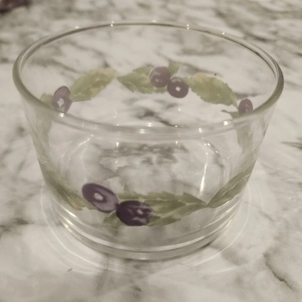 Vintage Clear Glass‎ Grape & Leaf Dessert Bowl | Small Serving Bowl
